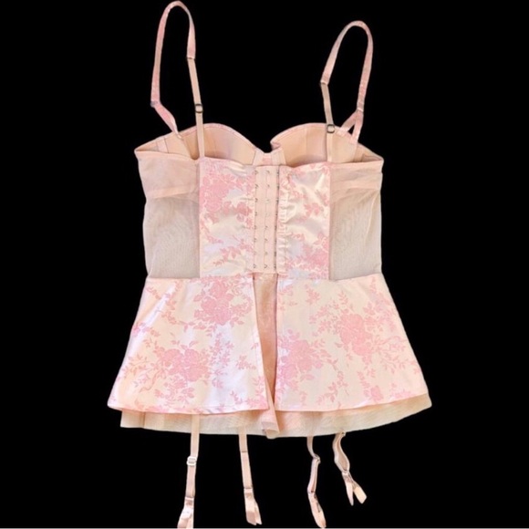 Victoria’s Secret corset top - Picture 3 of 10